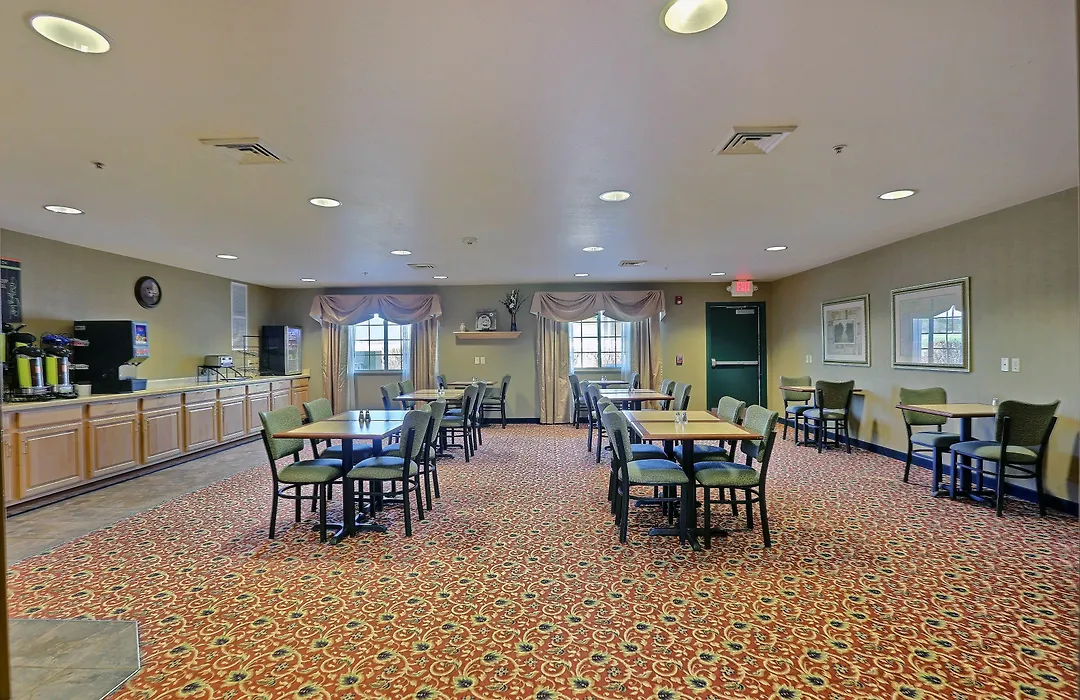 Boarders Inn & Suites By Cobblestone Hotels - Shawano-1