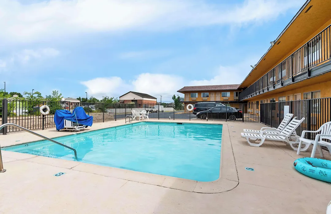 Americas Best Value Inn Stillwater-1