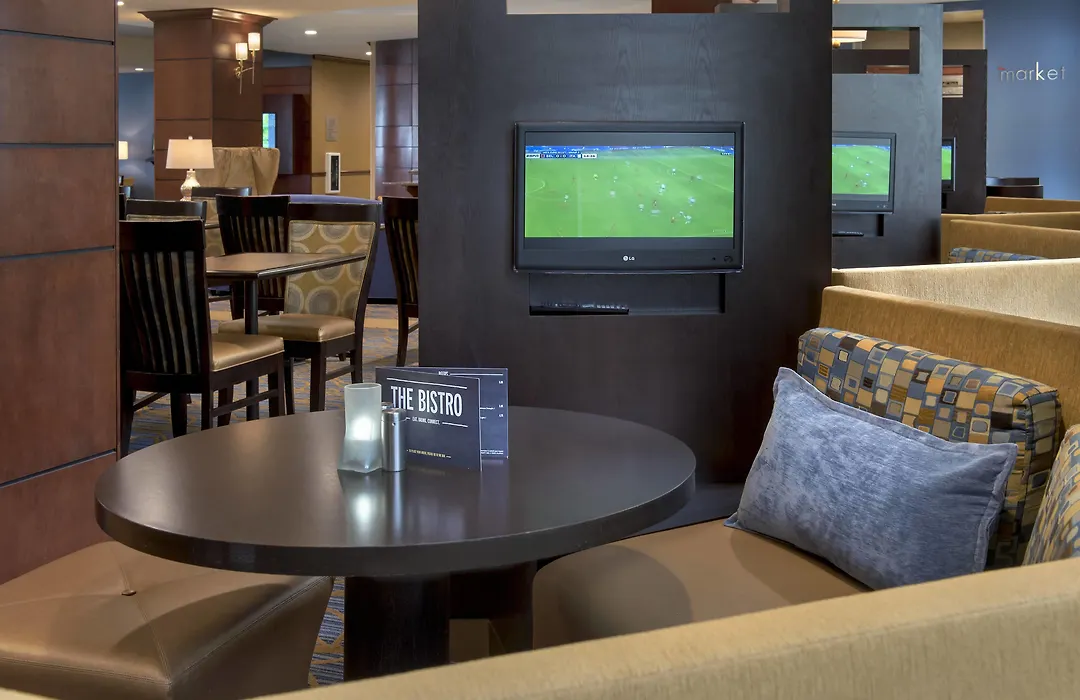 Courtyard By Marriott Saratoga Springs-1