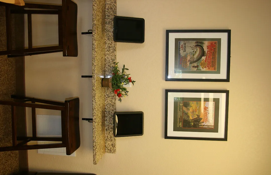 Buffalo Inn-1