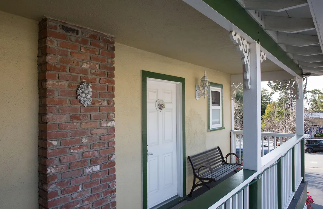 Carmel Inn & Suites-1