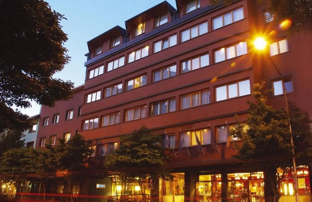 Hotel Nahuel Huapi-1