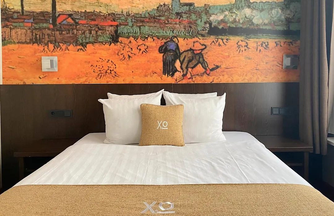 Hotel Van Gogh-1