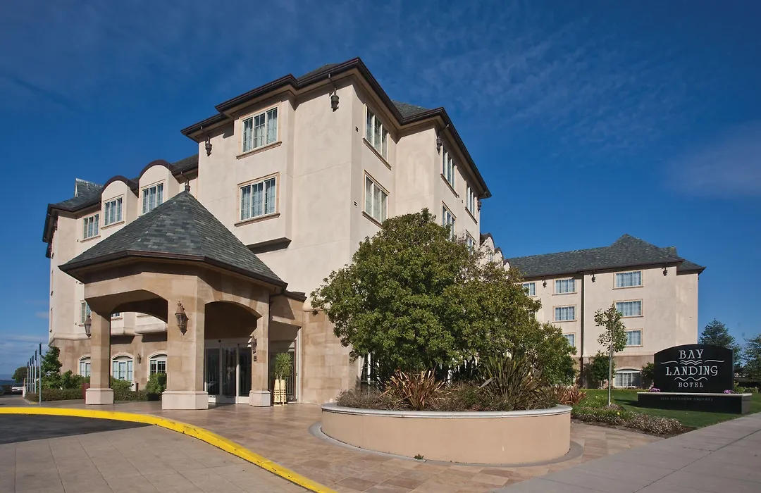 Bay Landing Hotel-1