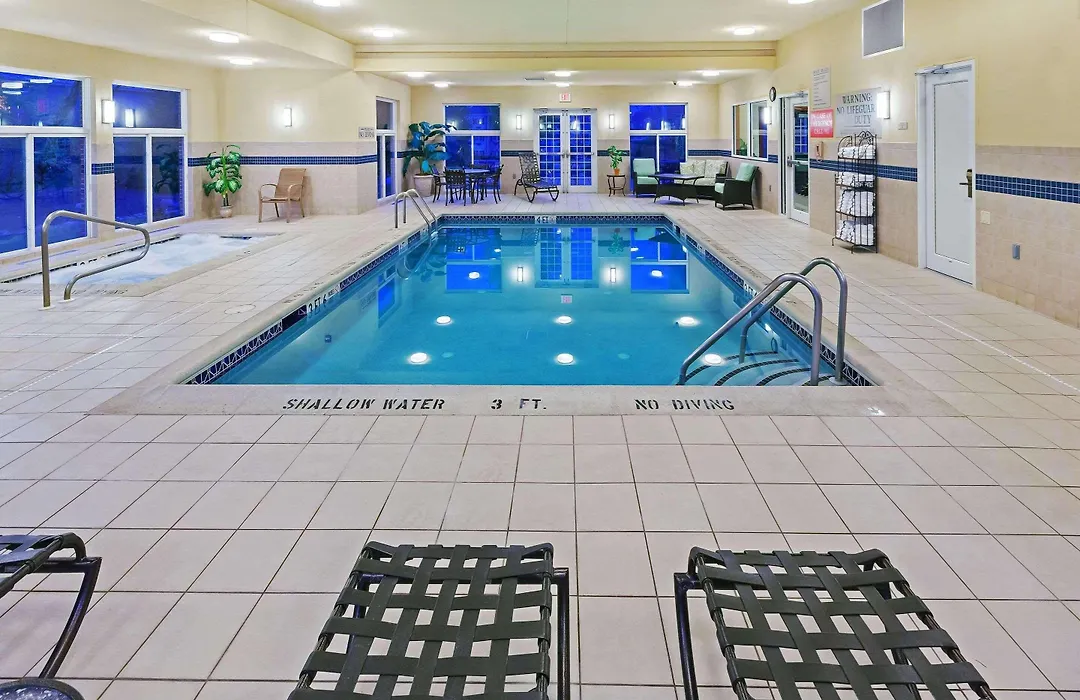 Country Inn & Suites By Radisson, Lewisburg, Pa-1