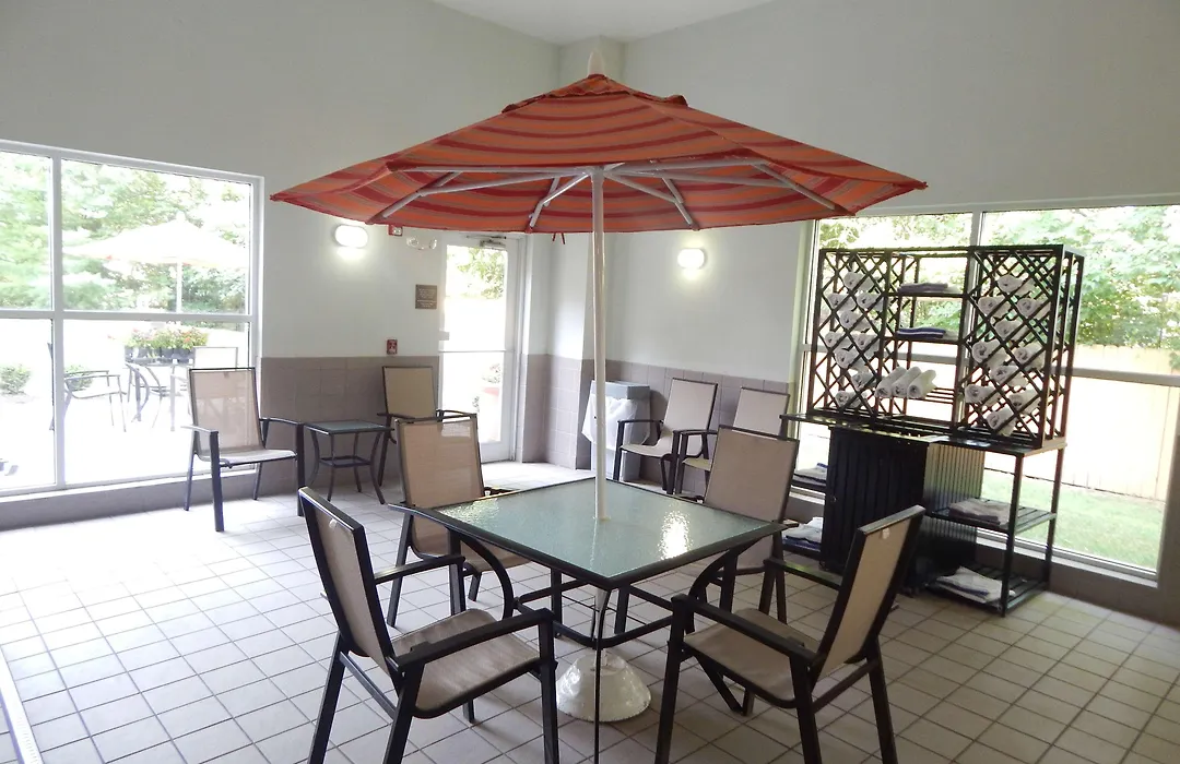 Hampton Inn Heath-1