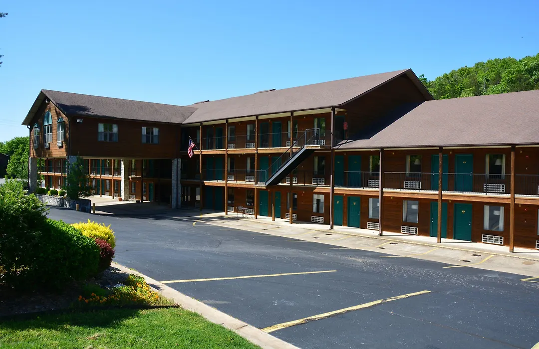 The Ozarker Lodge-1