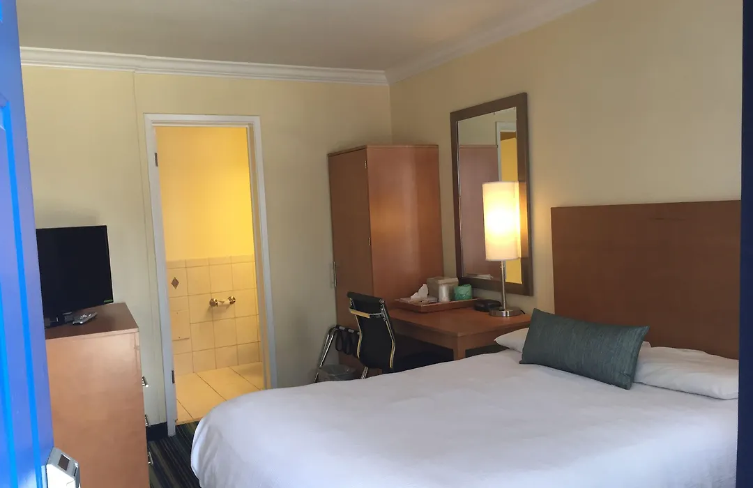 Surf Motel-1