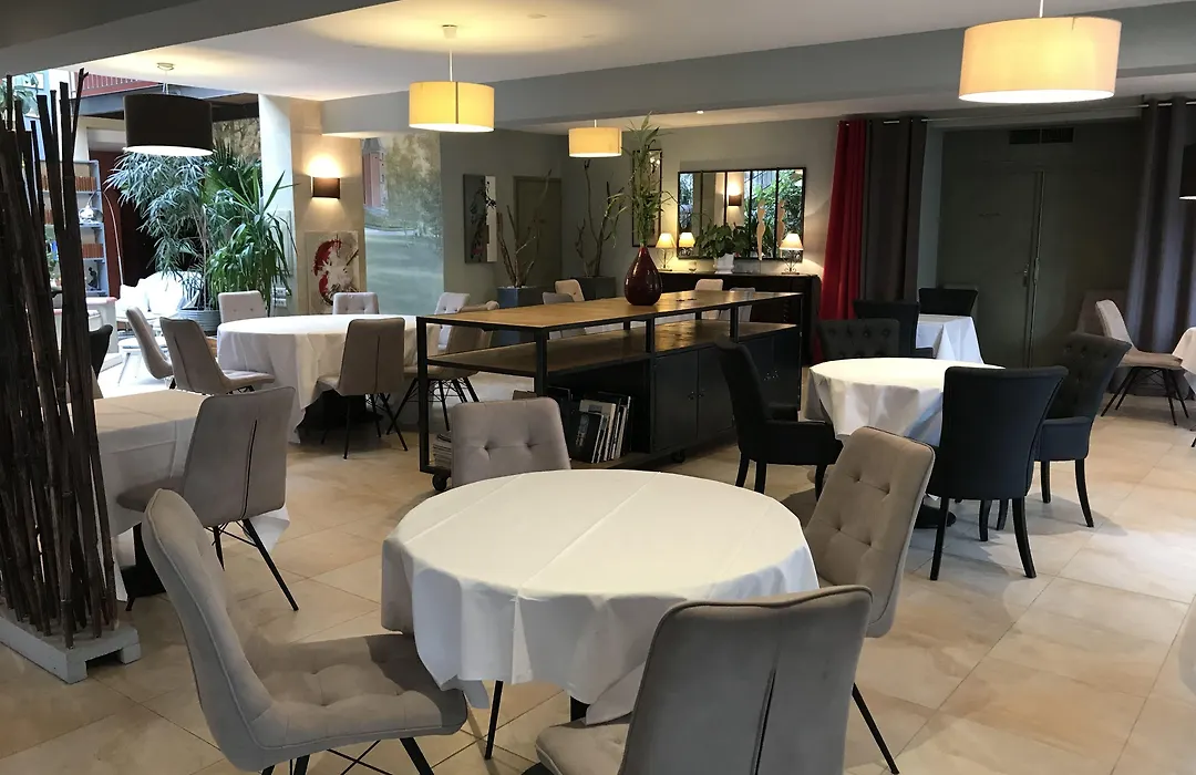 Le Pavillon du Château, Hôtel&SPA-1