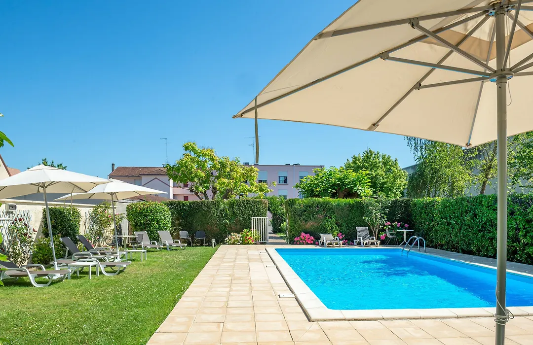 Brit Hotel Europ Bergerac-1