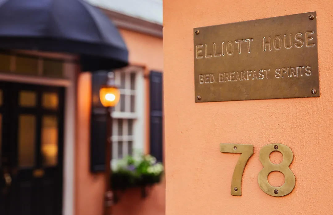 The Elliott House Inn-1