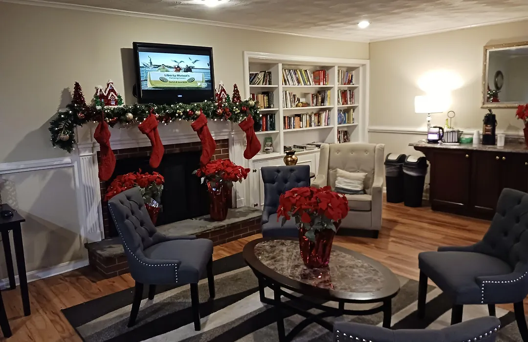 Colonial Inn Seekonk-1