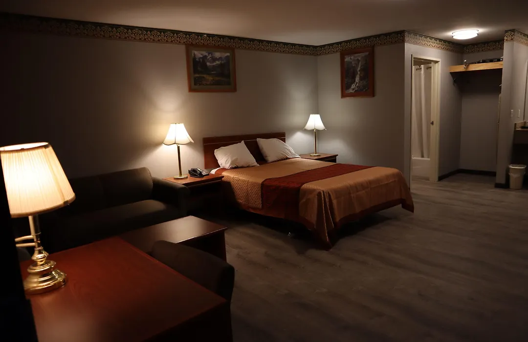 Express Inn & Suites Eugene-1