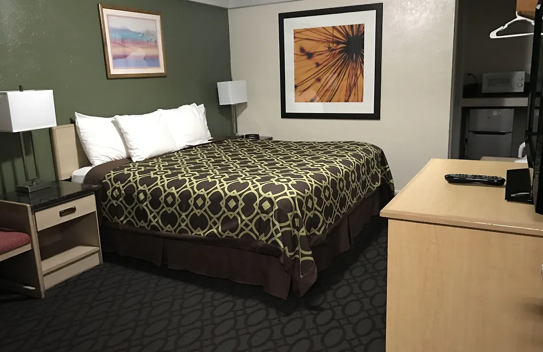 Downtown Inn-1