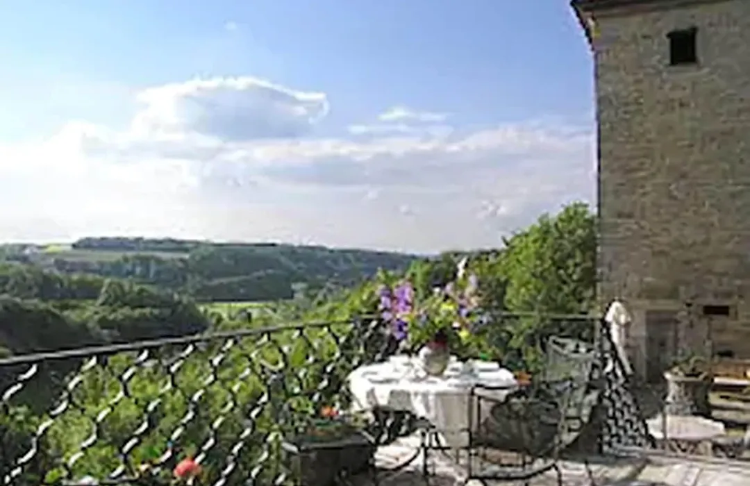 Burghotel-1