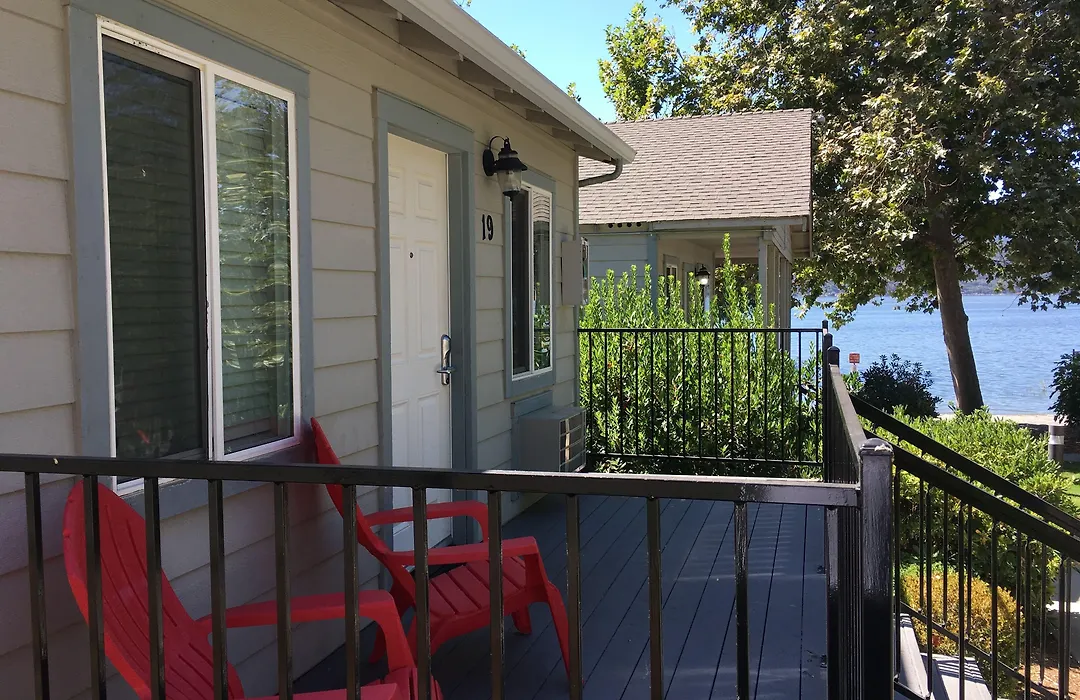Clear Lake Cottages & Marina-1