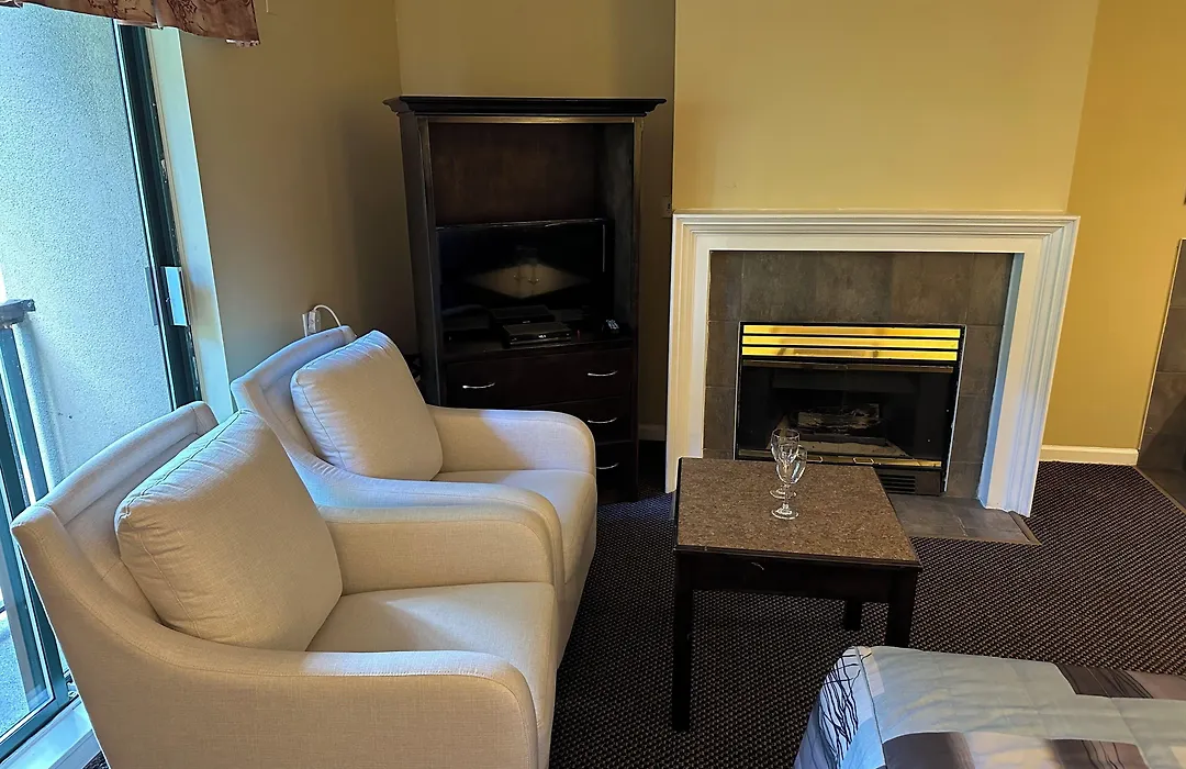 Canadian Inn-1