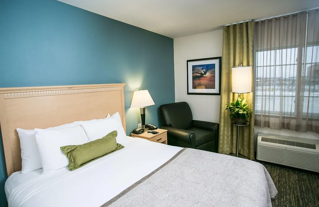 Candlewood Suites Fargo-North Dakota State University By Ihg-1