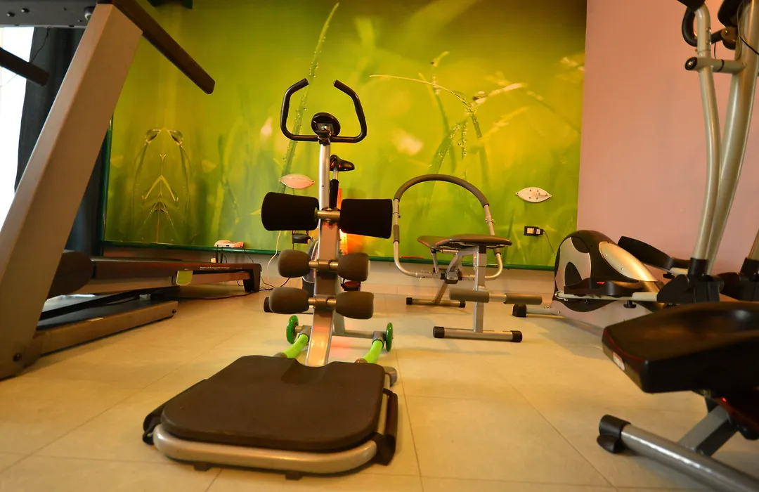 Business Hotel-1