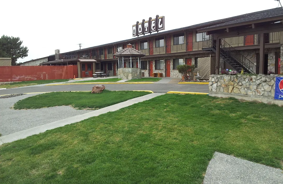Richland Inn And Suites-1