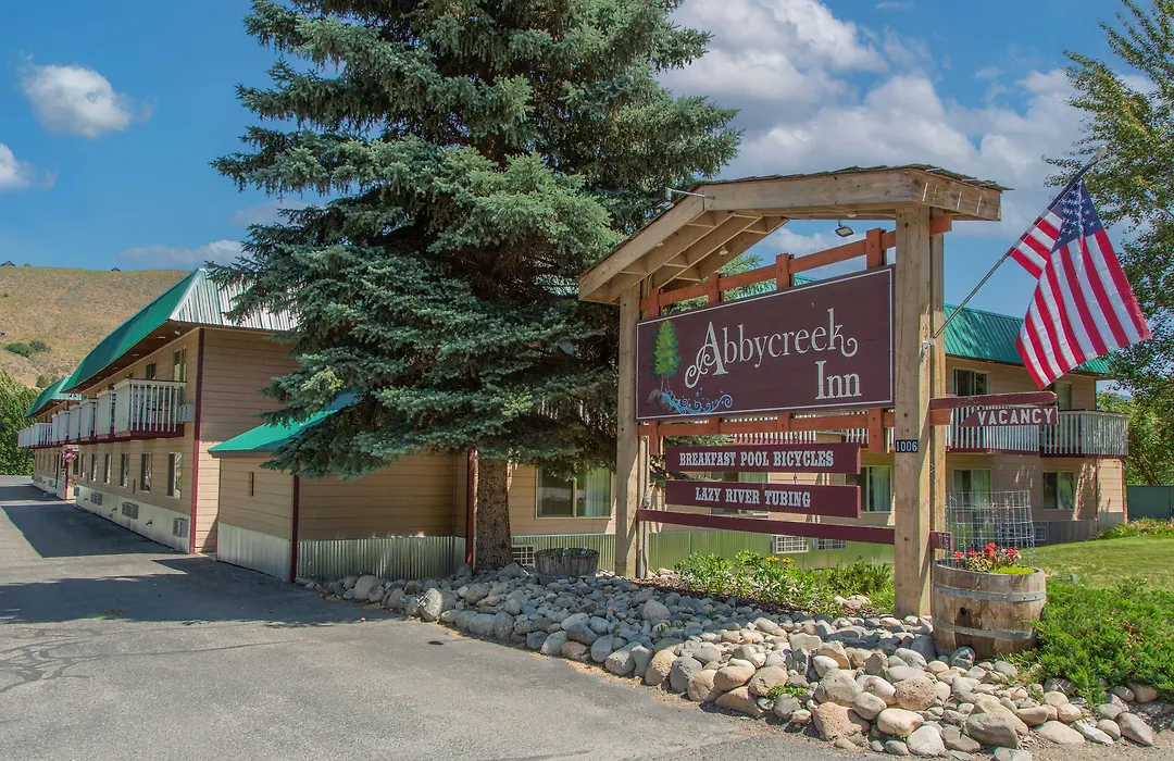 Abbycreek Inn-1
