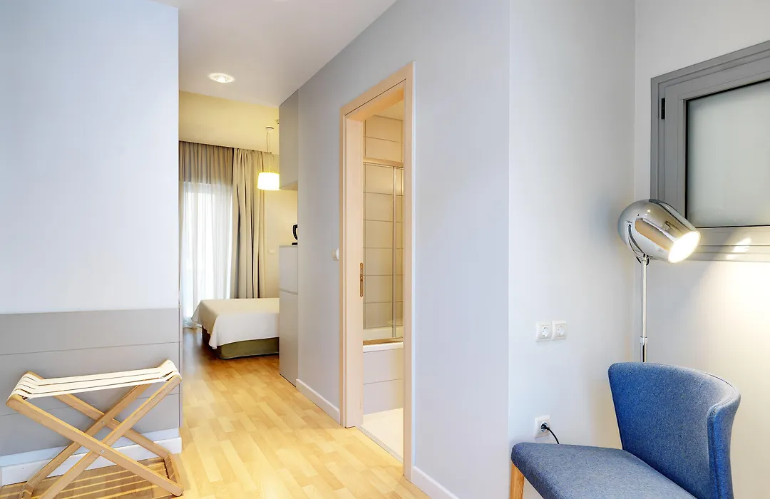Phidias Piraeus Hotel-1
