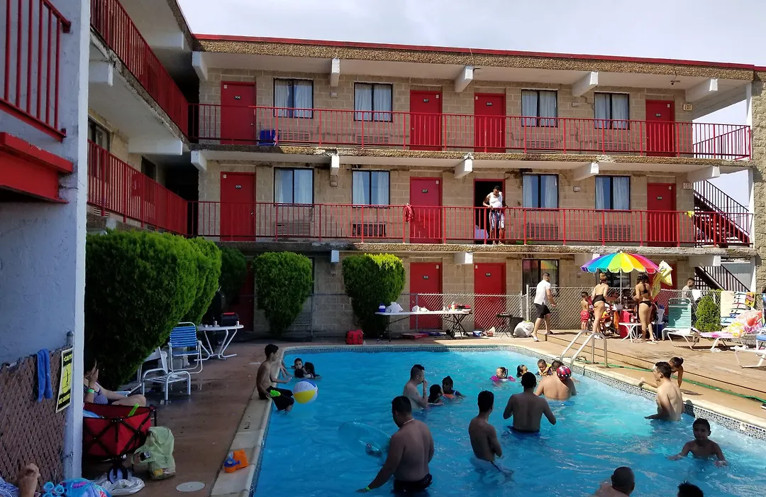 Cloud 9 Inn - Beach Hotel-1