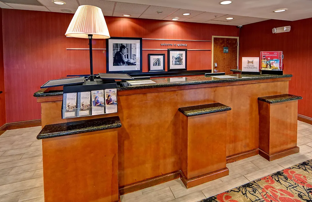 Hampton Inn Quincy-1