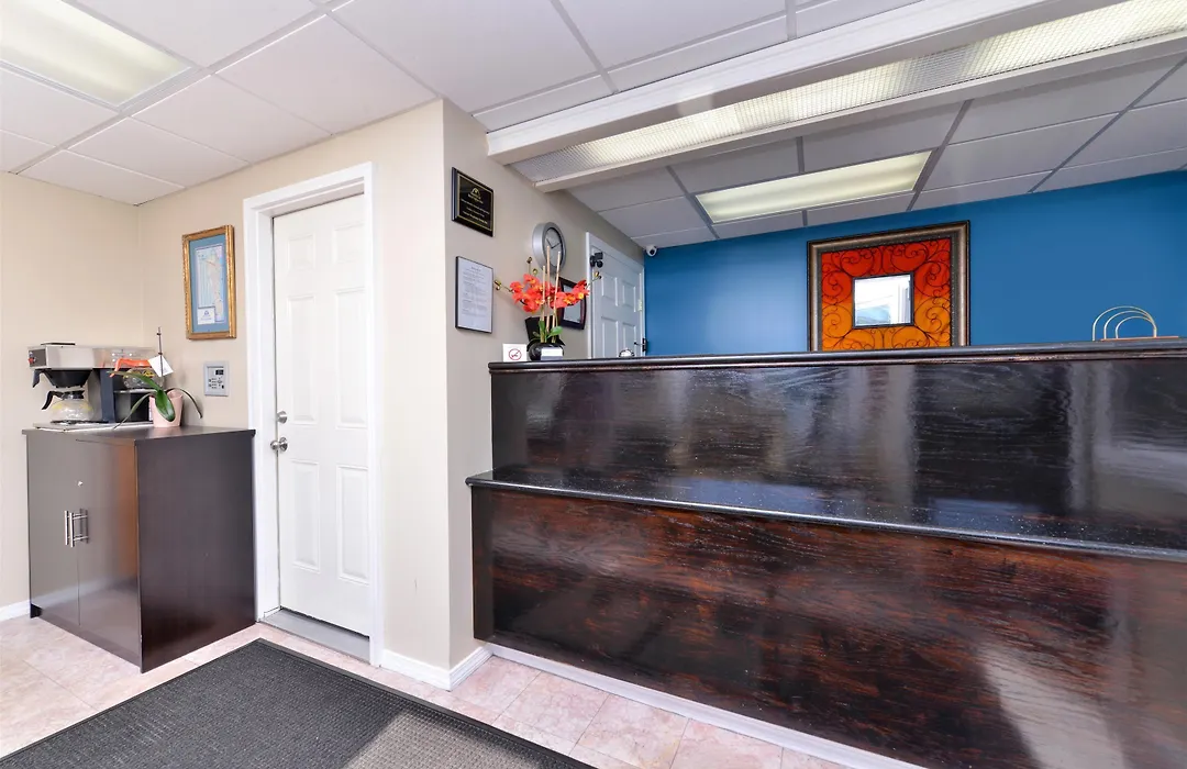 Americas Best Value Inn New London Mystic-1