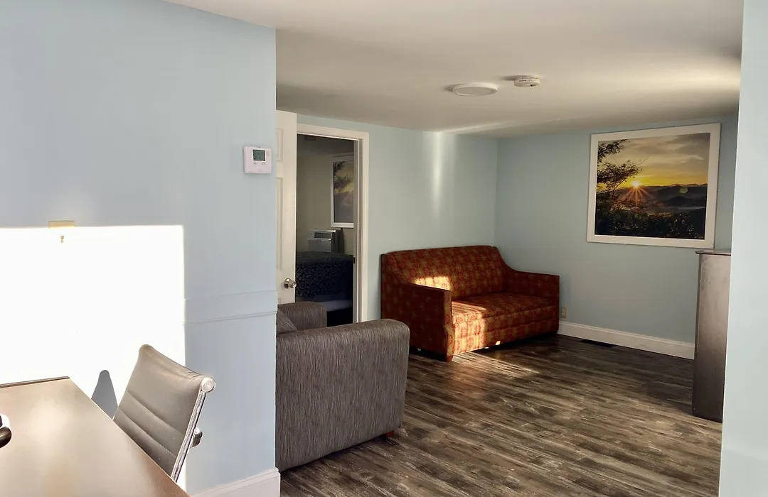 Days Inn By Wyndham Lincoln-1
