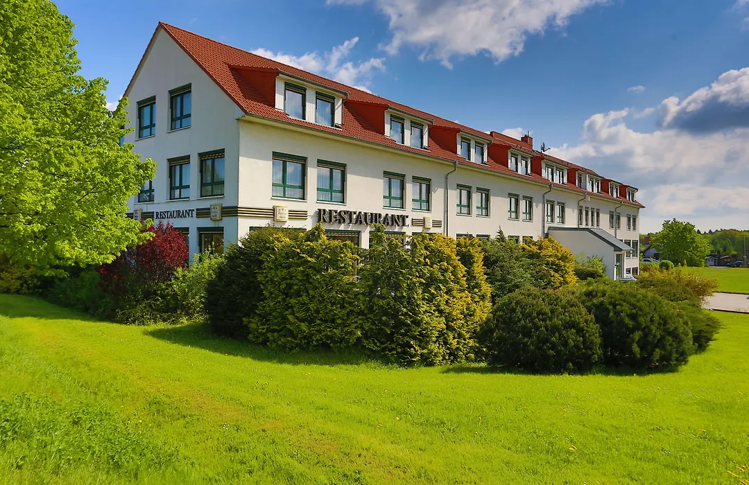 Hotel Sportwelt Radeberg-1
