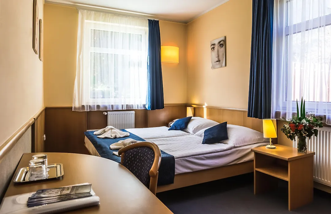 Jagelló Business Hotel-1