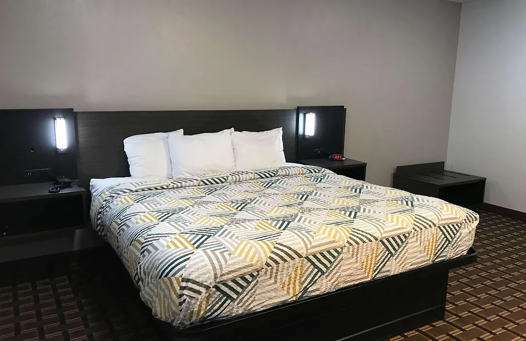Studio 6 Suites Tupelo, Ms-1