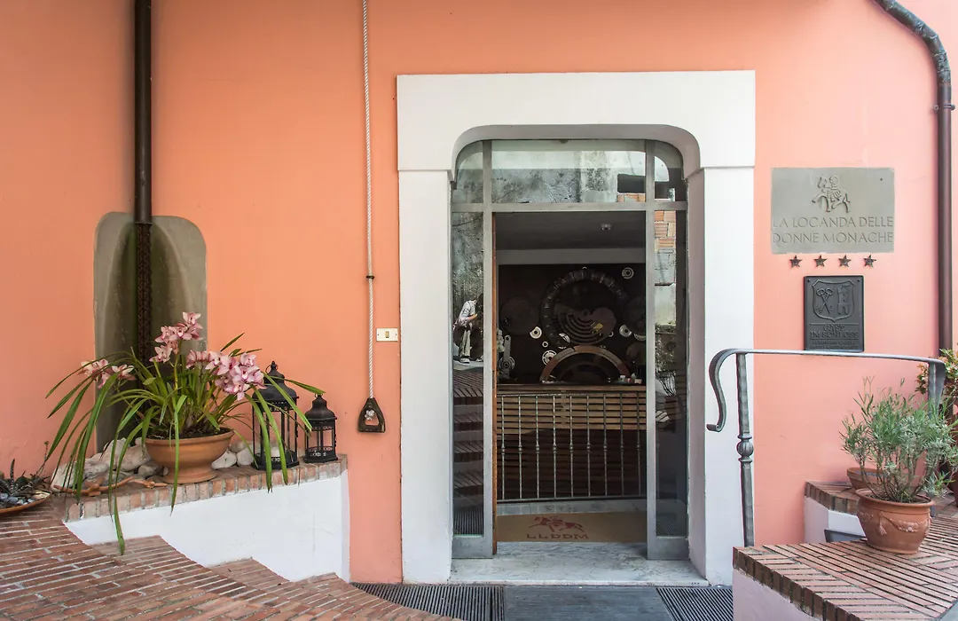 La Locanda Delle Donne Monache-1