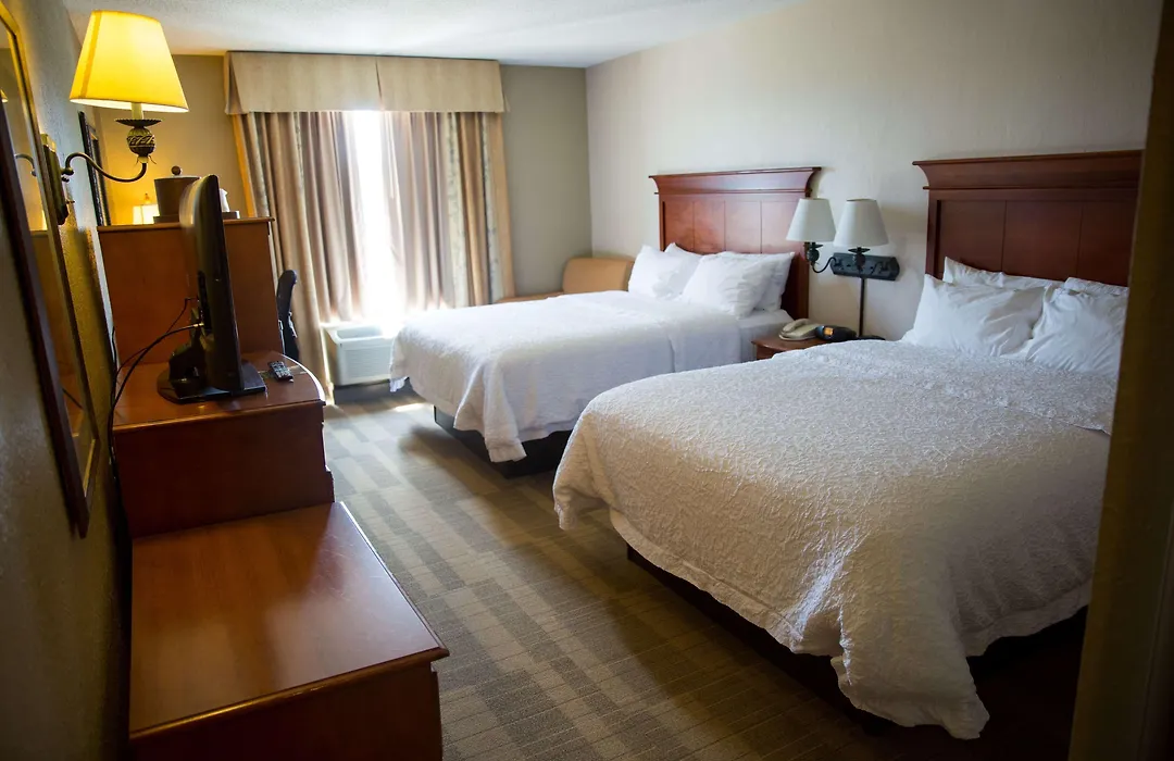 Hampton Inn & Suites Grenada-1