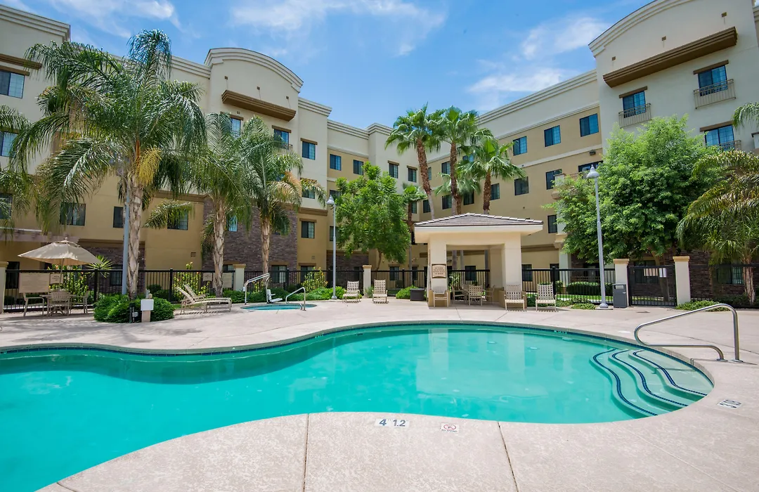 Holiday Inn Express & Suites Phoenix Glendale Dist By Ihg-1