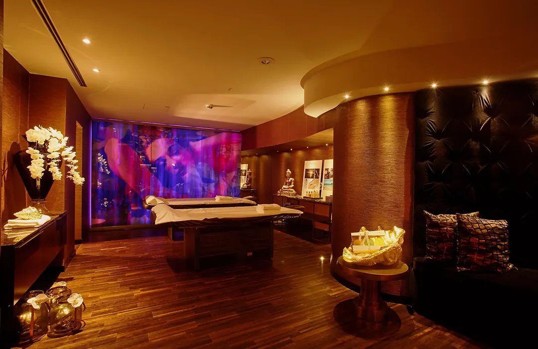 Savoy Hotel-1