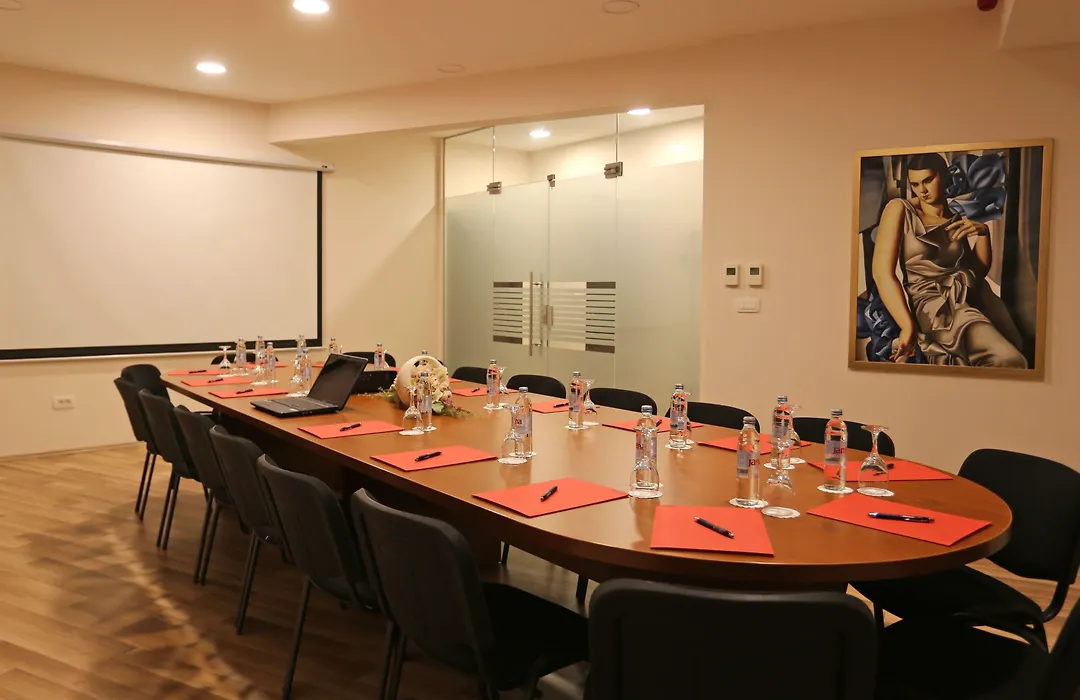 Hotel As-1