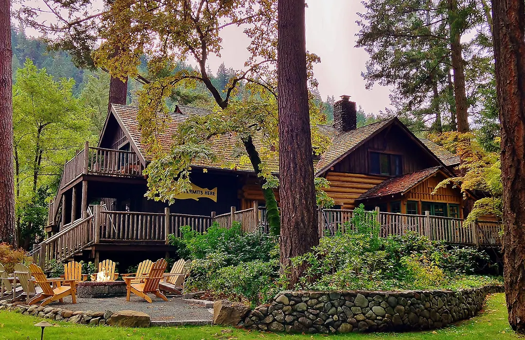 Weasku Inn-1