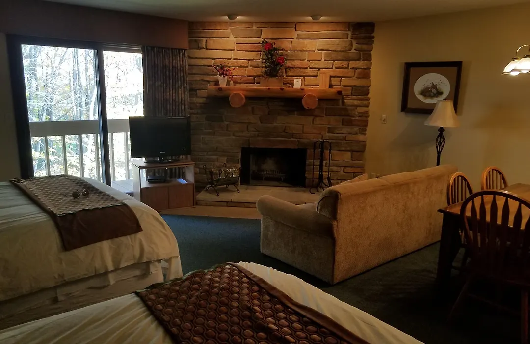 Rib Mountain Inn-1