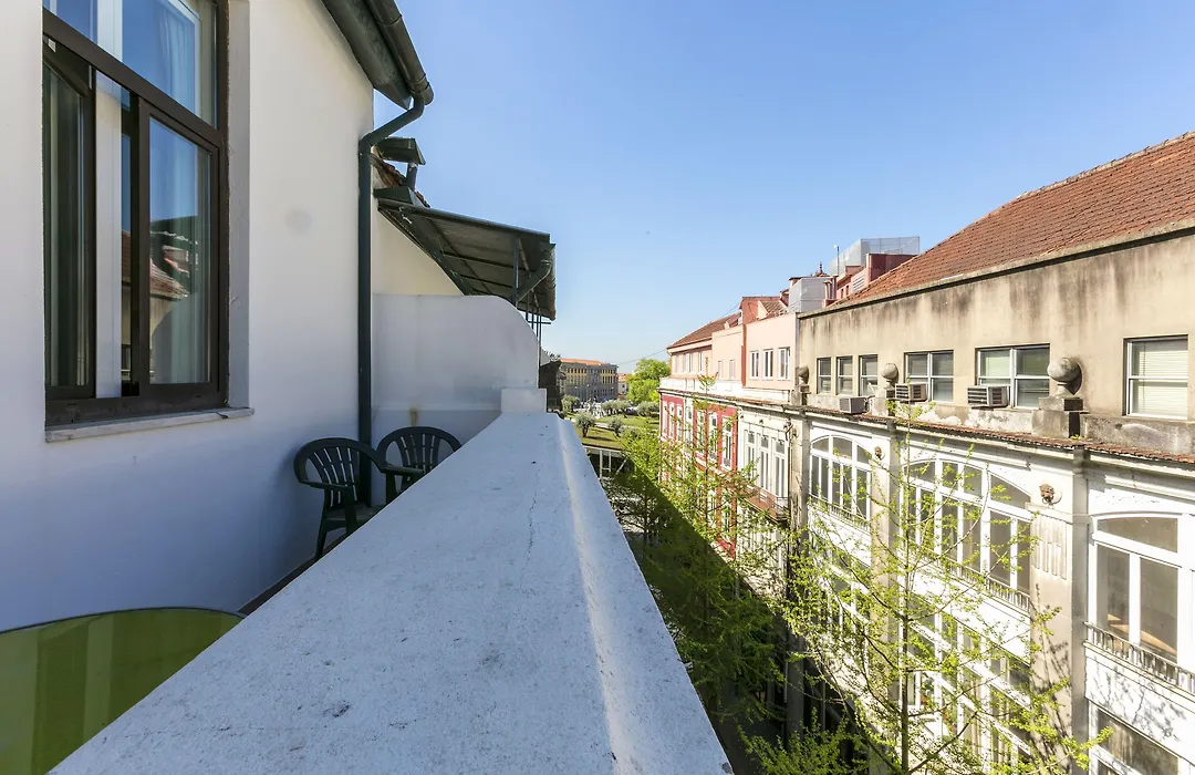 Guest House Porto Clerigus-1
