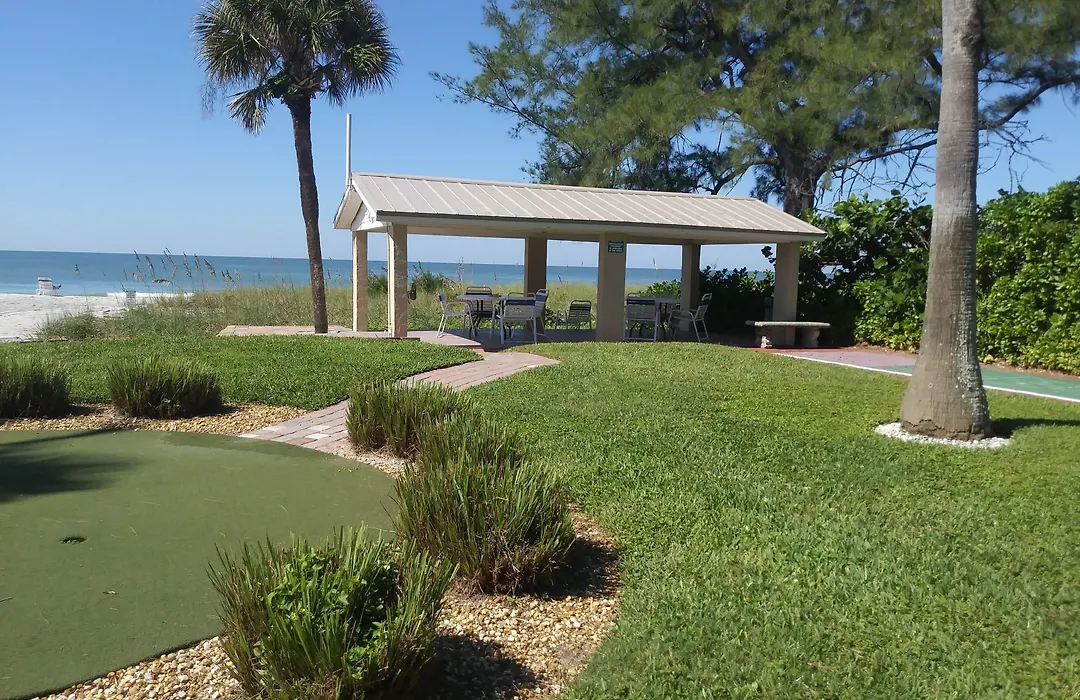 Turtle Crawl Inn - Longboat Key-1