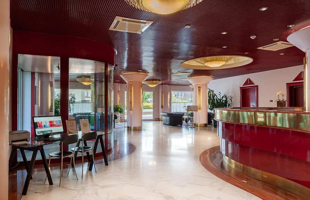 Agora' Palace Hotel-1