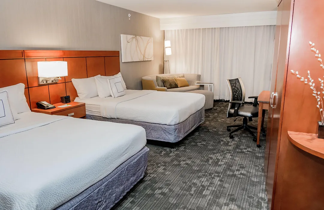 Courtyard By Marriott Lafayette-1