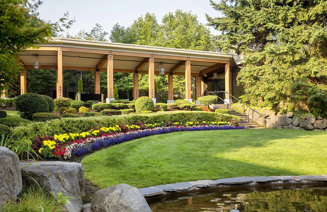 Cedarbrook Lodge-1