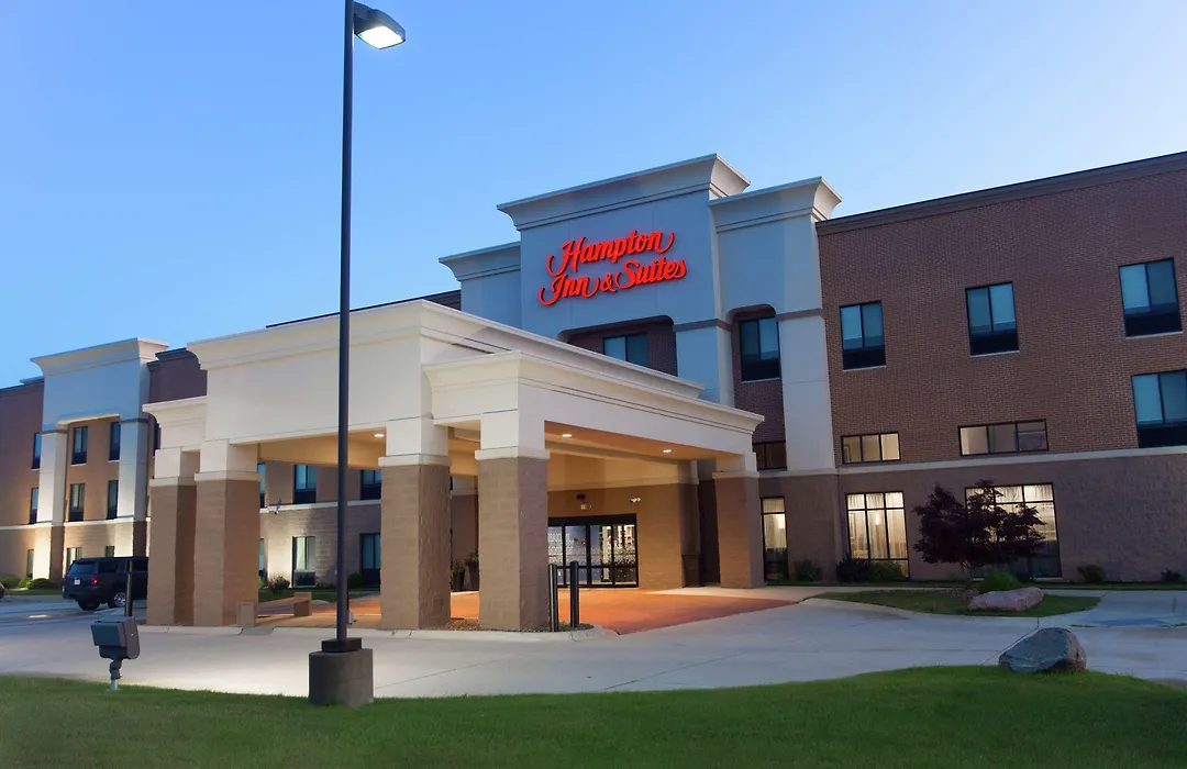 Hampton Inn & Suites Ankeny-1