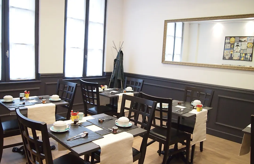 Hotel Colbert-1