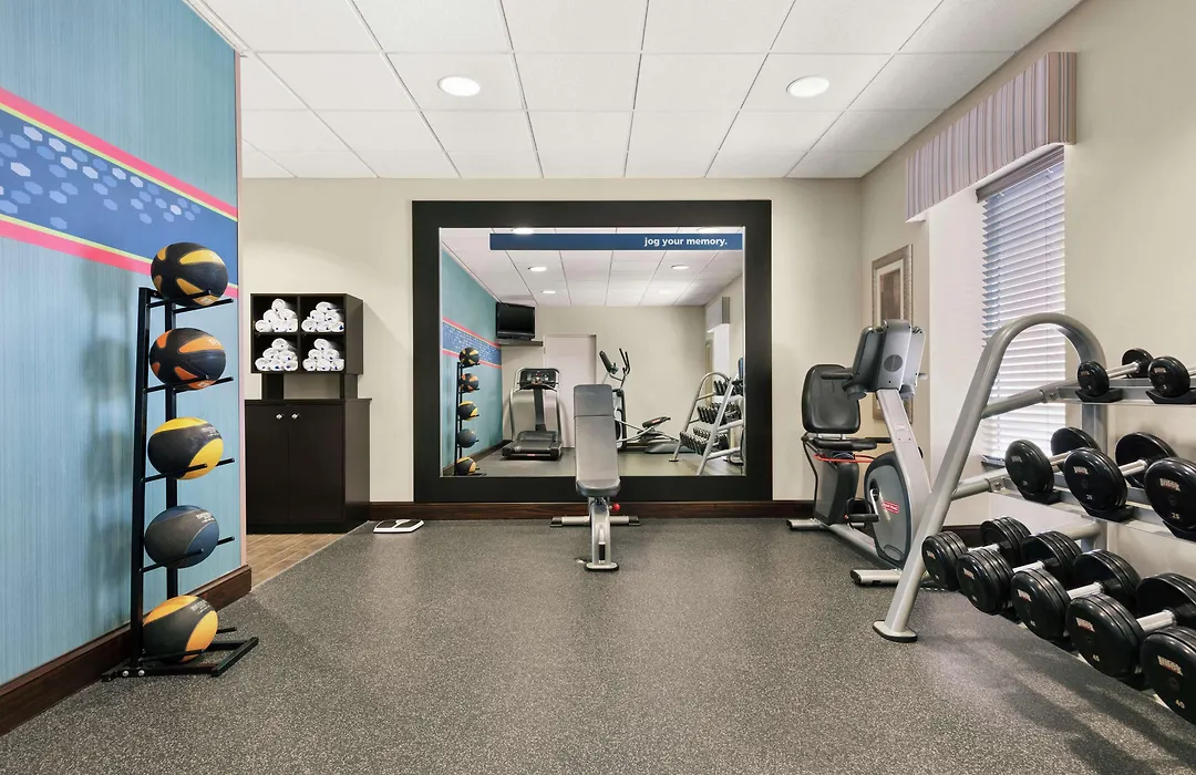 Hampton Inn & Suites Brunswick-1