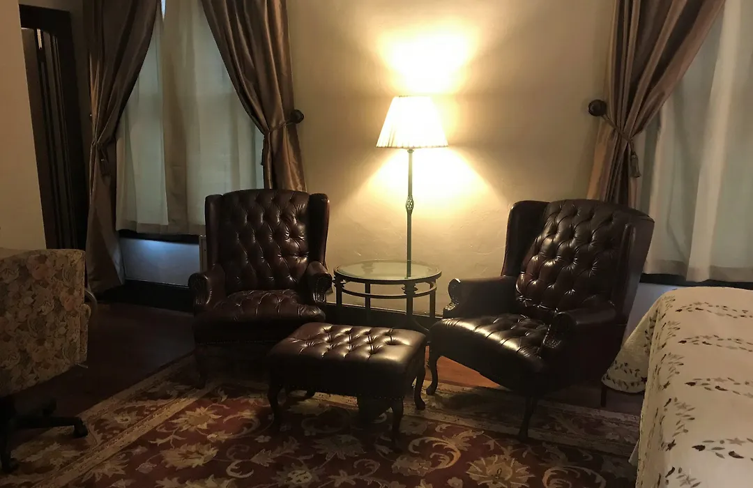 Riverside Hot Springs Inn & Spa - Adults Only-1