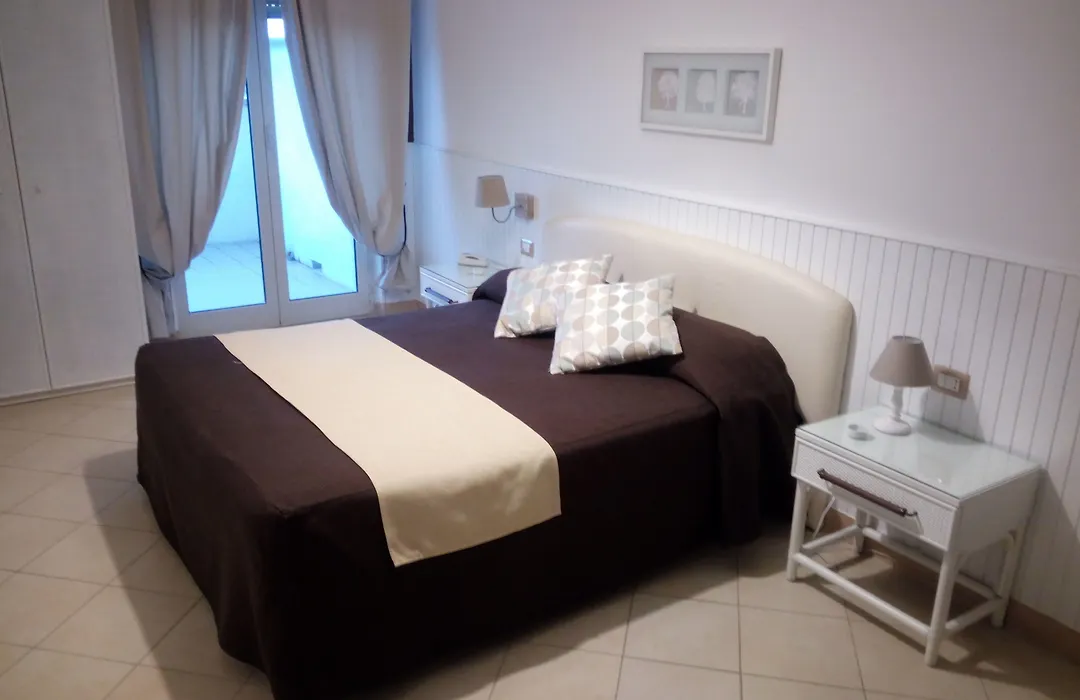 Mini Hotel-1